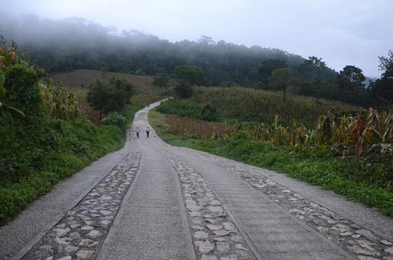 Ciudad De Las Rocas La Fortuna Gallo Giro المظهر الخارجي الصورة